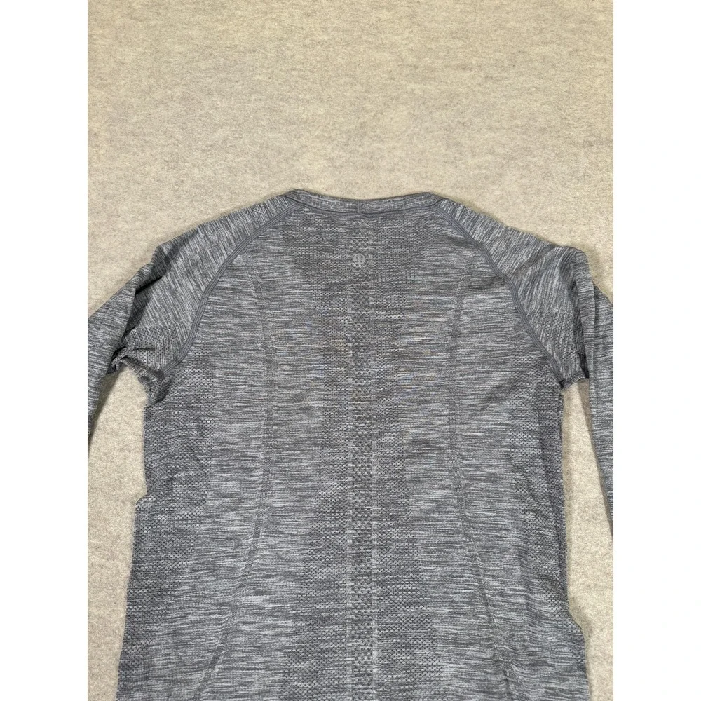 Lululemon Swiftly Tech Shirt Womens 8 Gray Long Sleeve Run Yoga Athletic Top